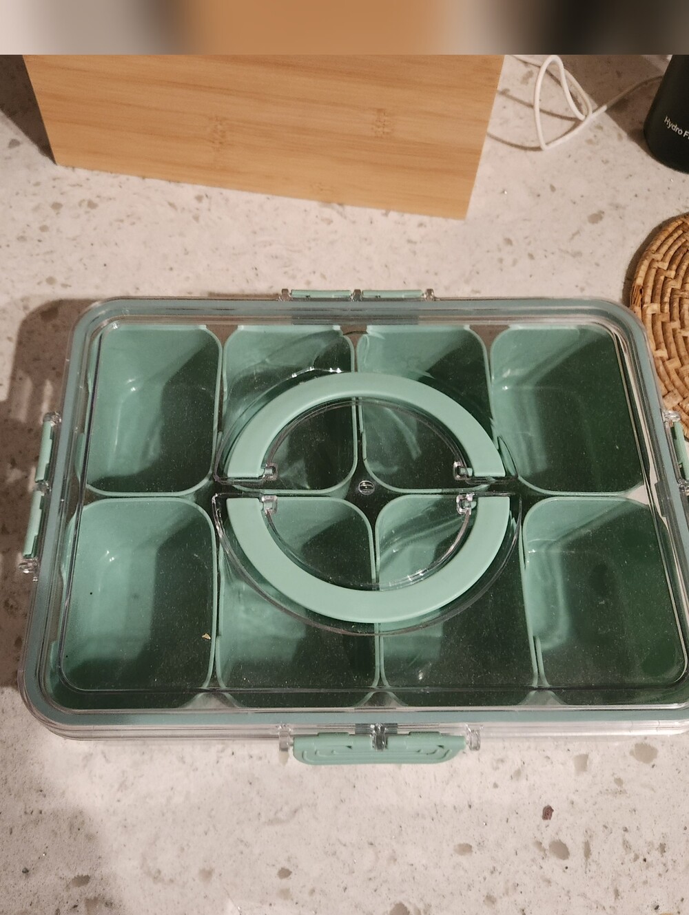 Multi-Compartment Plastic Storage Box - Picture 2 of 6
